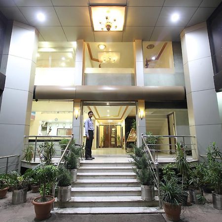 Hotel Grand Arjun Rāipur Eksteriør billede