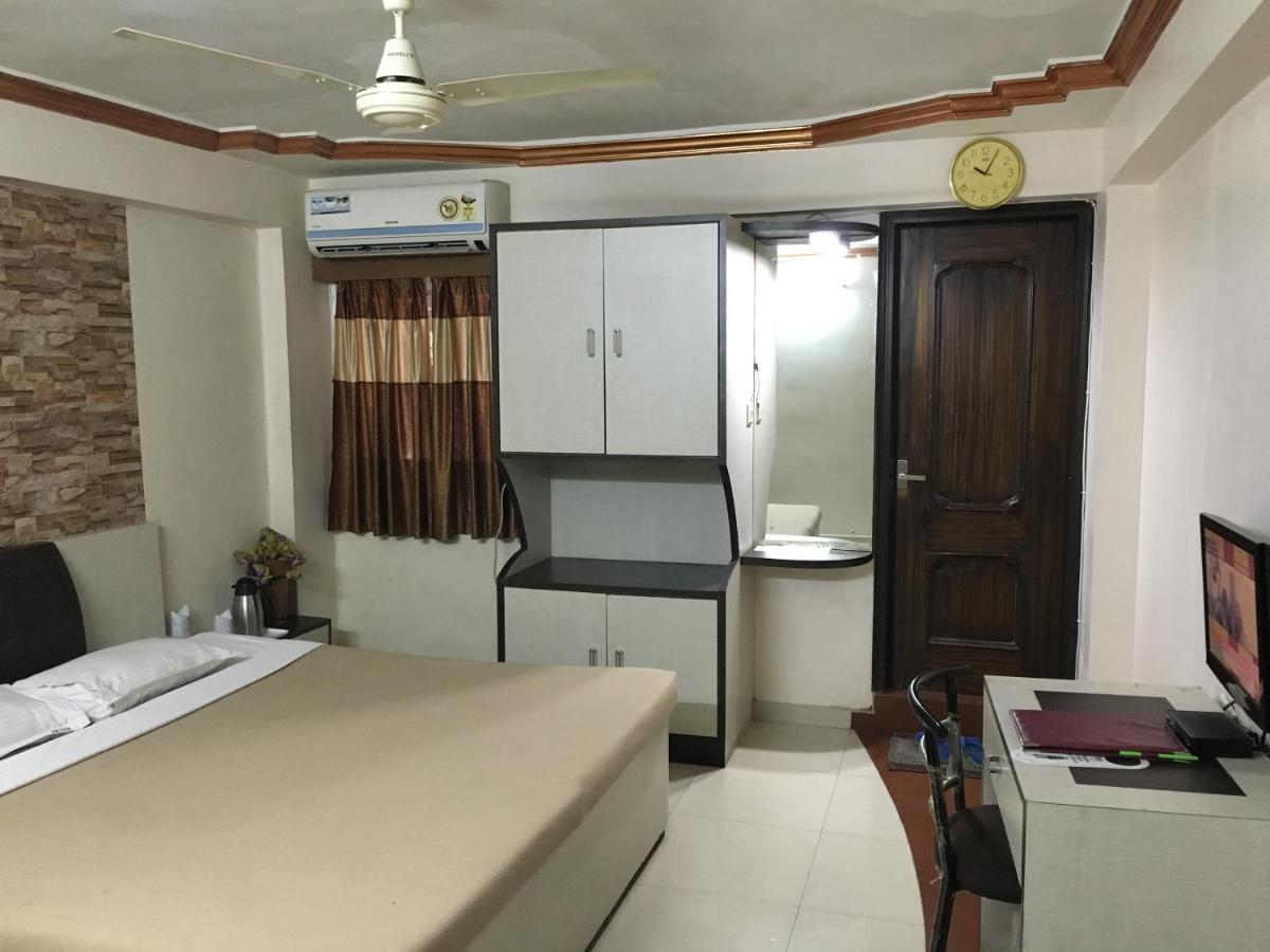 Hotel Grand Arjun Rāipur Eksteriør billede