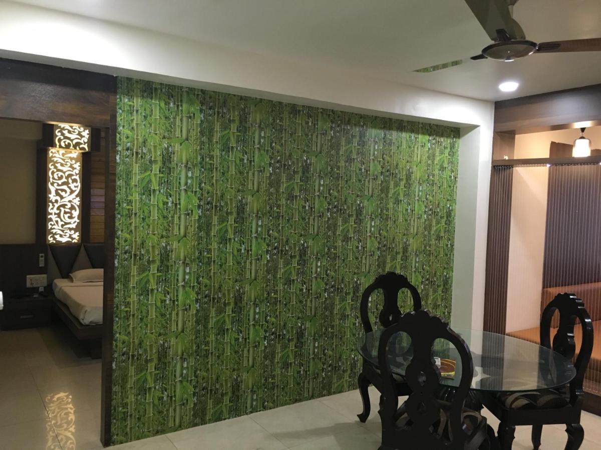 Hotel Grand Arjun Rāipur Eksteriør billede