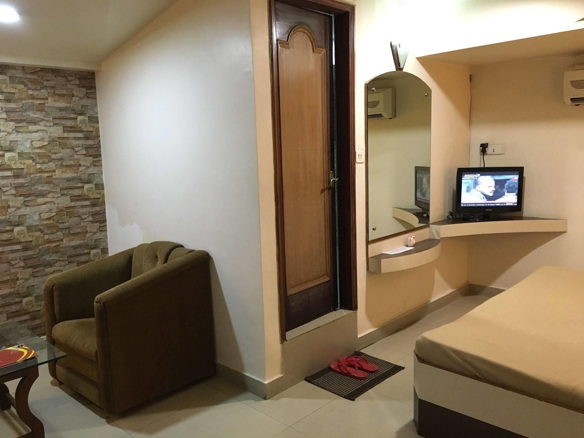 Hotel Grand Arjun Rāipur Eksteriør billede